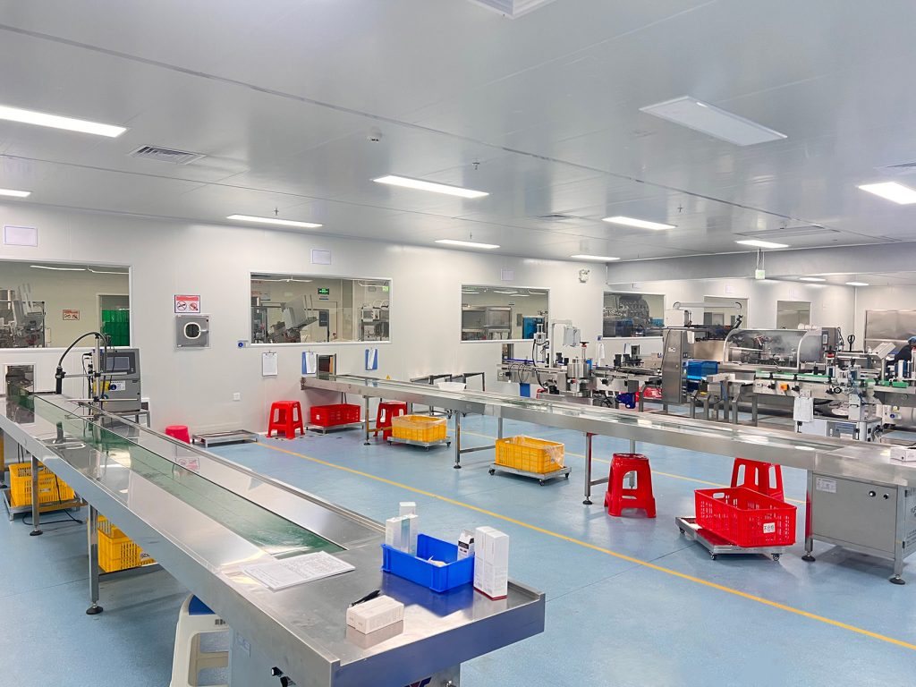 Cleanroom conveyor lines for specialized product formats