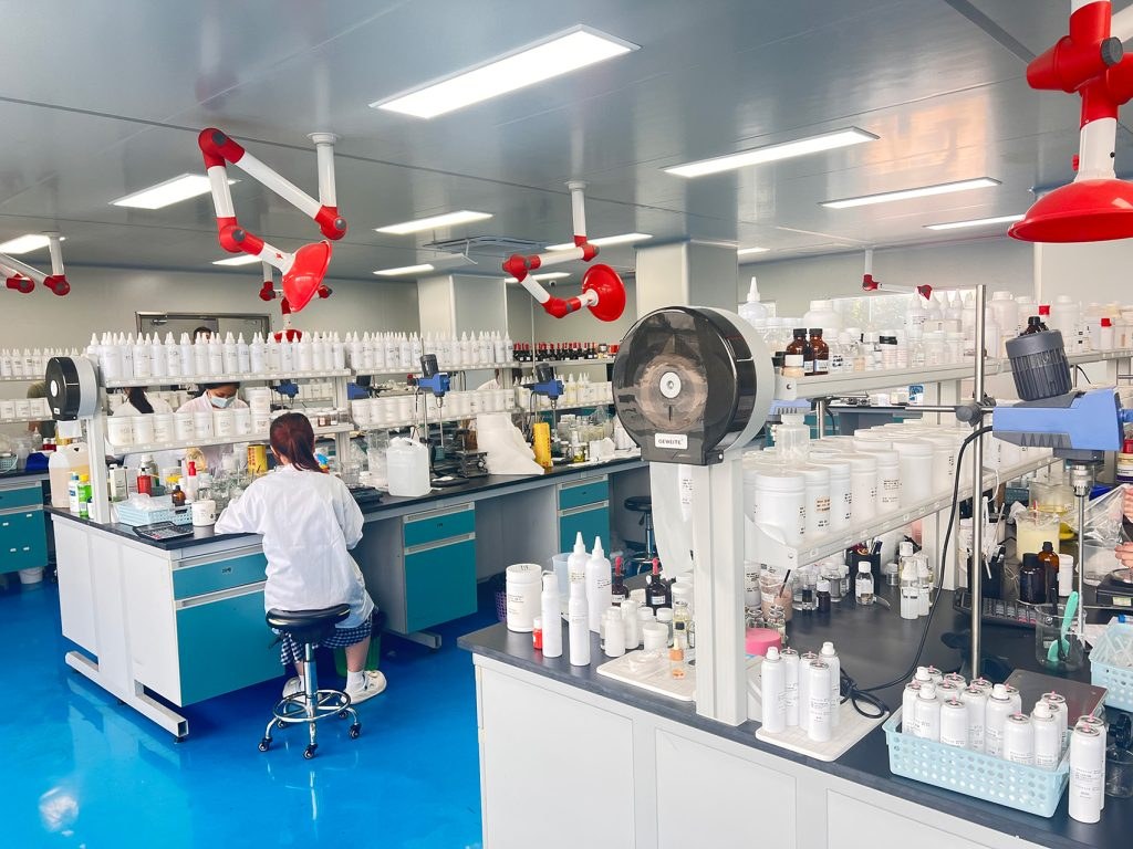 LONGWAY cosmetics R&D laboratory